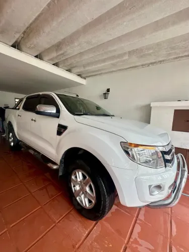 Ford Ranger XLT 2.5 16V 4X2 CD Flex 2014