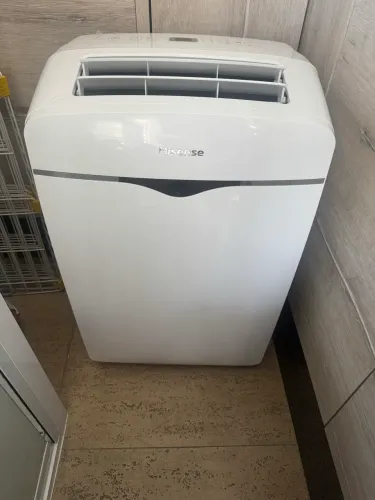 Ar condicionado portátil 12000 Btus, praticamente novo.