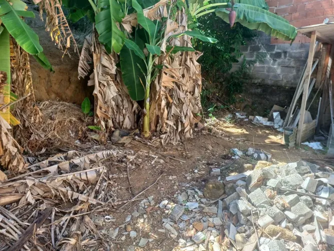Vendo terreno no bairro resistência na av brasil 