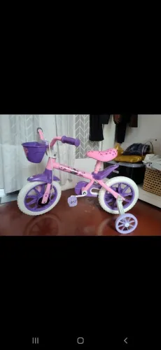 Bicicleta nunca usada,vendo/troco por coisas de menino.