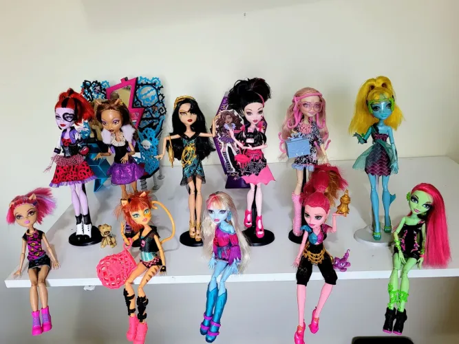 Bonecas Monster High
