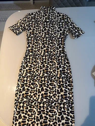 Vestido de Oncinha Lança Perfume - Tamanho PP