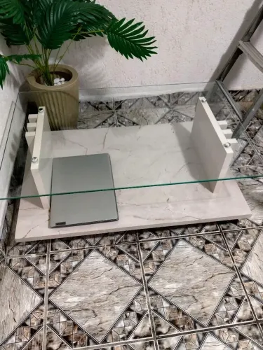 Mesa de vidro para sala