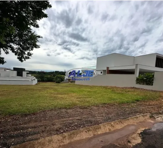 VENDE-SE Lote em condomínio NO PORTAL DOS NOBRES - MARÍLIA/SP