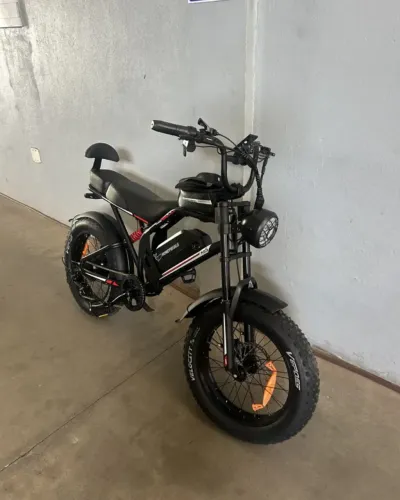 Moto Elétrica HONEYWHALE K6S com Motor 1080W