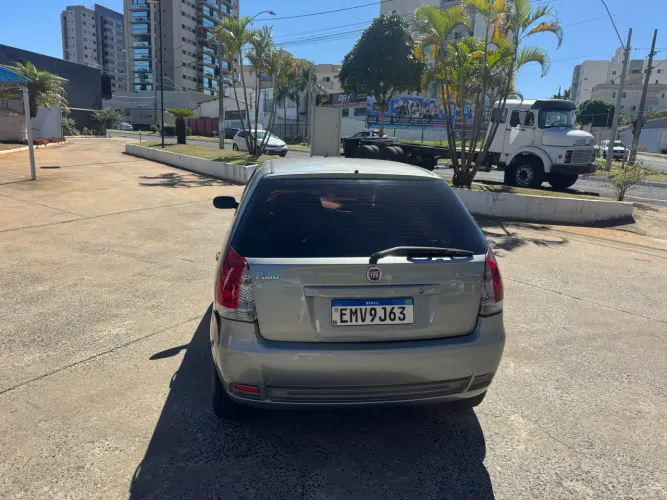 Fiat Palio 1.0 Economy Fire Flex 8V 4P 2010