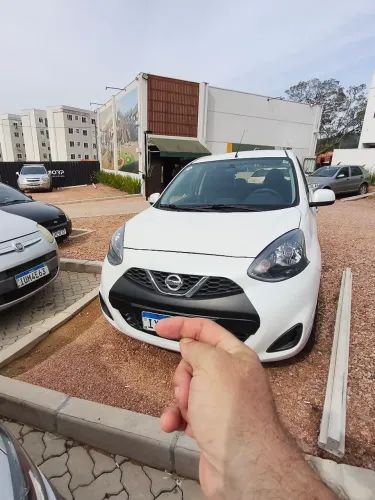 Nissan March S 1.0 12V Flex 5P 2017