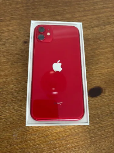 iPhone 11 64GB Red