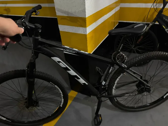 Bicicleta GTA/GTI Aro 29 21V - Alumínio - Muito Conservada + Nota Fiscal