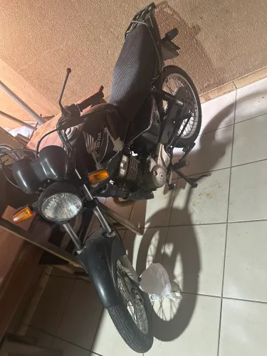 Vendo moto para uso diário 