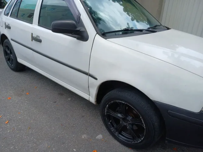 Volkswagen Gol Geração III Plus 1.0 MI 16V Gasolina Mec. 4P 2005