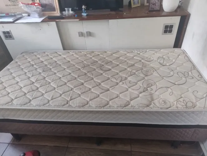 Cama box solteiro (retirada ou frete por conta do comprador)