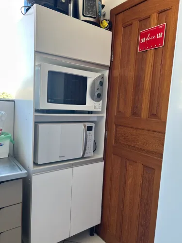 Vendo armário torre