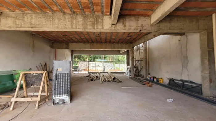 Salão/Loja comercial com 150m² - Vila do Golf