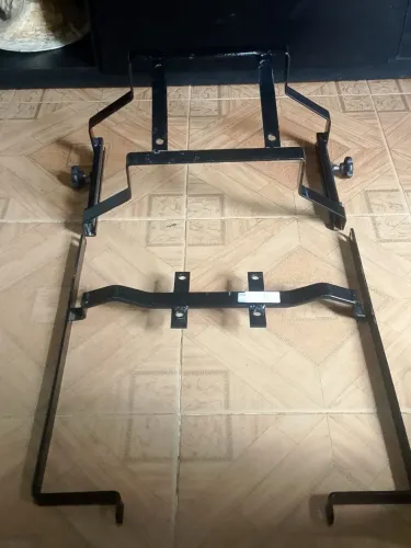 Suporte para baú Titan/Fan 160