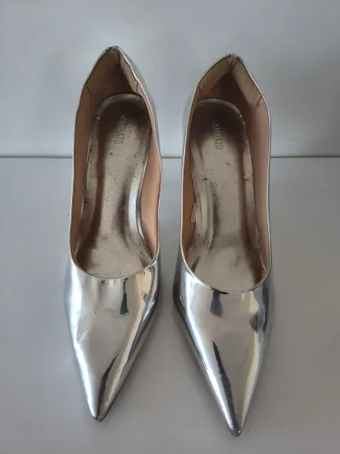 Sapato Scarpin Prata