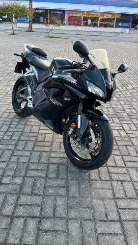 Cbr 600RR com apenas 27.000km
