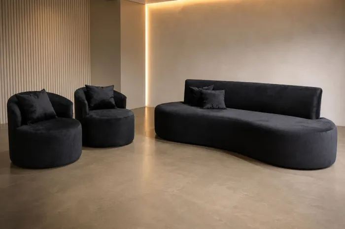 Jogo em suede preto 
