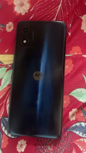 Moto E13 64 gigas 4 de ram