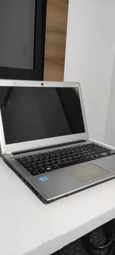 Notebook Acer i3 funcionando ok