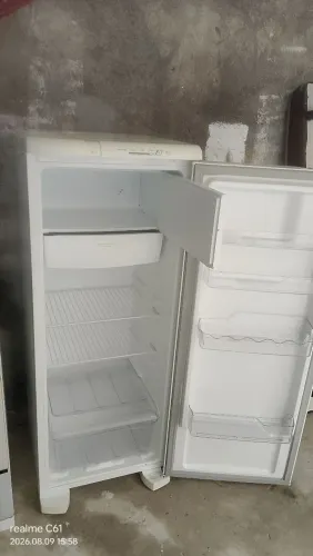 Fogão e geladeira