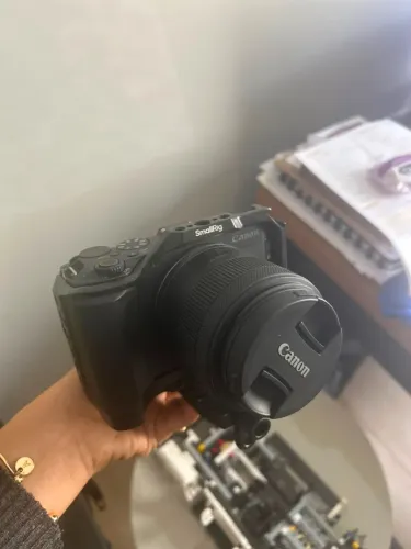 Câmera Canon Eos R50v Digital Com Lente Rf-s 14-30mm COM GAIOLA SmallRig Gaiola de câmera