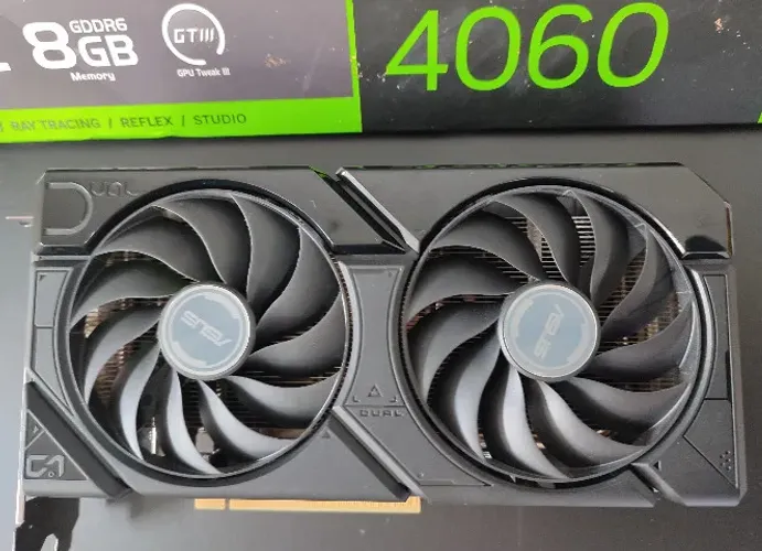 RTX 4060 8gb DUAL OC ASUS (Semi nova, NF e Garantia)
