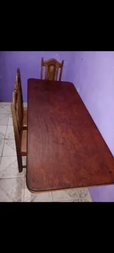 Mesa de angelim 300,00