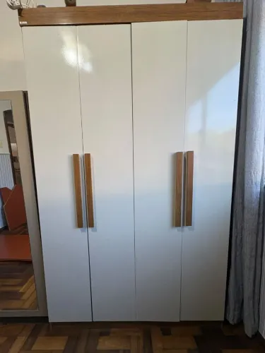 Guarda roupa 4 portas