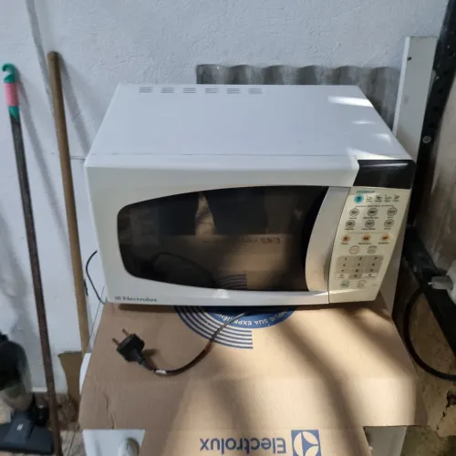 Microndas electrolux 20l