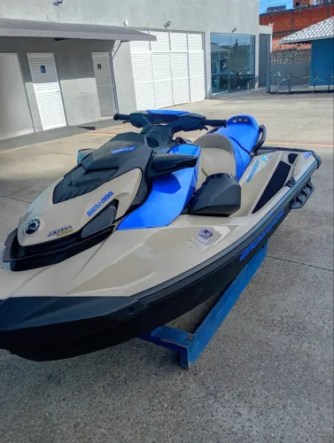 Vendo Jet Ski Sea-Doo Wake 170