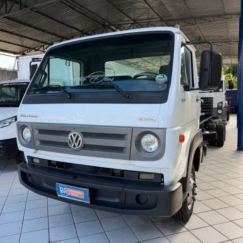 Volkswagen 8.160 2014 trucado no chassi Extra