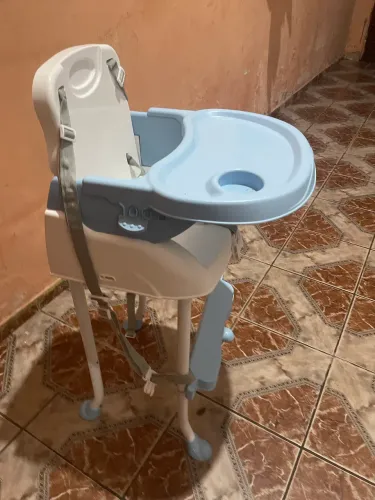 Cadeira de alimentação
