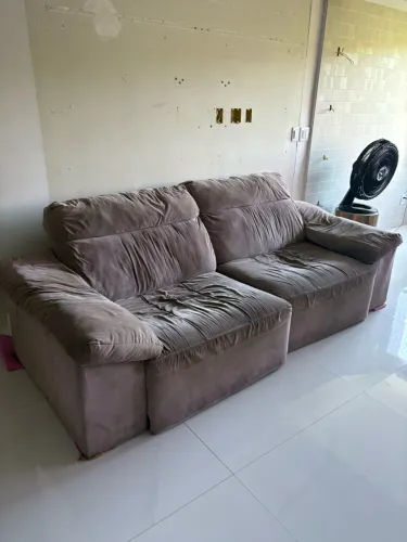 Vendo sofá retrátil 2,40 de largura telefone *