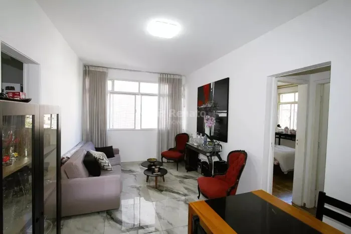 Apartamento à venda no bairro Coração de Jesus