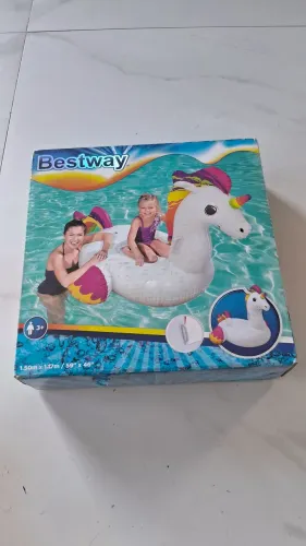 Boia infantil unicórnio 1,50 mts em Cabo Frio!!!