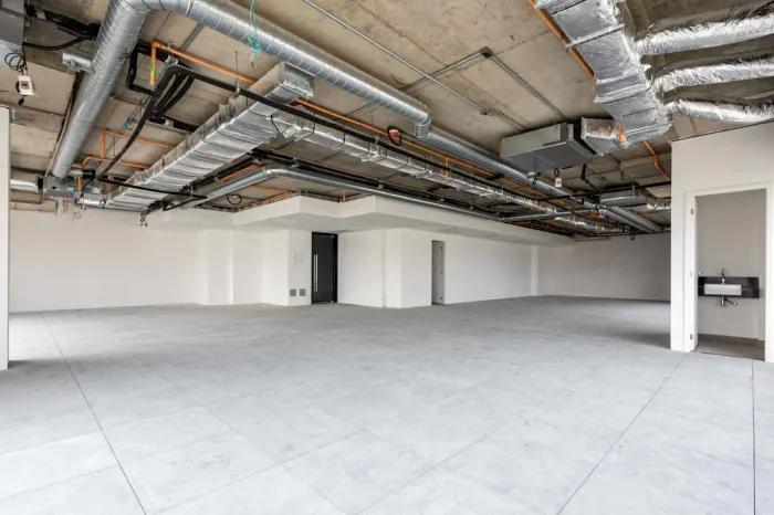 Sala comercial na Avenida Presidente Castelo Branco, 6653 - Sl. 94 225 m²