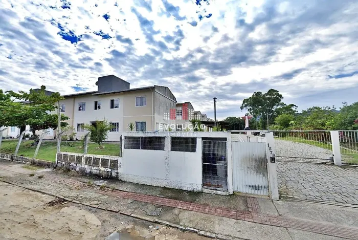 APTO 2 Quartos, 1 Vaga, Lazer - Santo Amaro da Imperatriz