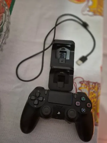 Controle Playstation 4 praticamente novo + Carregador de 2 controles