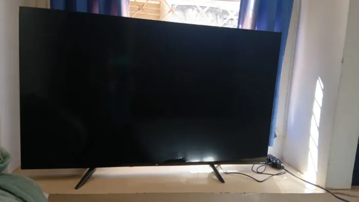 TV MULTI ROKU 50? Com defeito