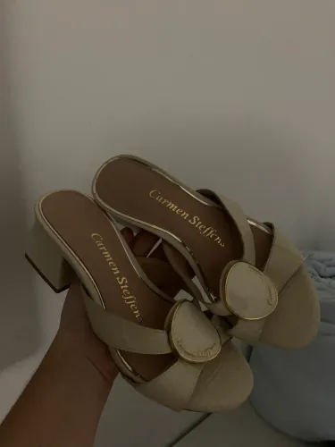 Sandália Carmen Steffens