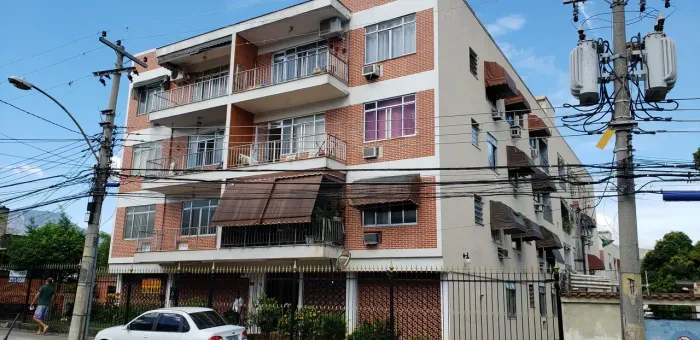 Apartamento para aluguel com 80 metros quadrados com 2 quartos