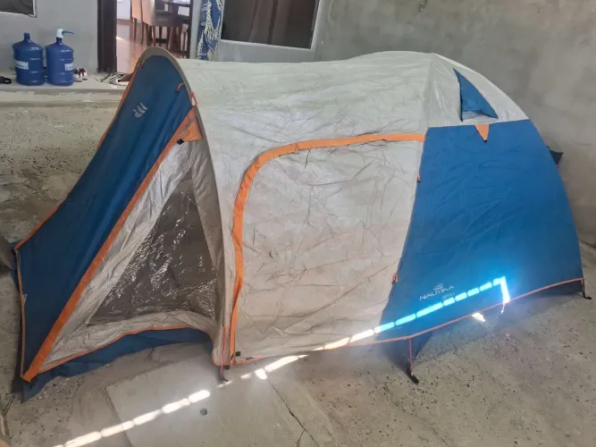 Vendo Barraca NAUTIKA INDY 4/5 PESSOAS