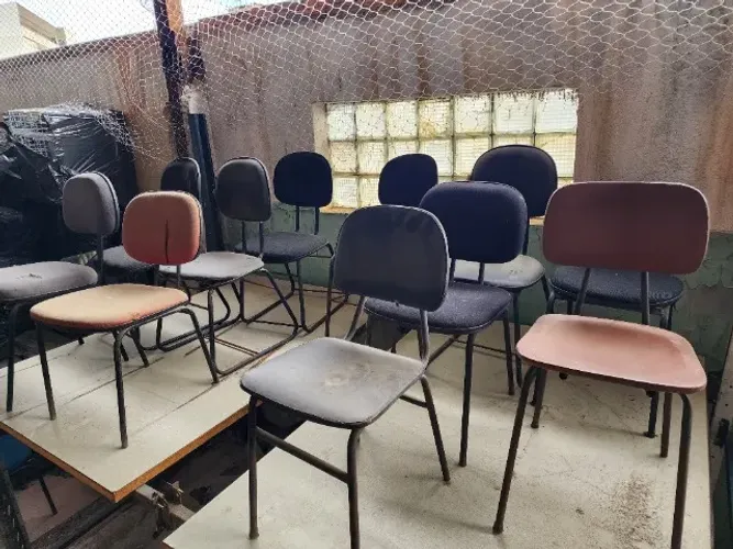 Cadeira Fixa De Espera Usada Barata