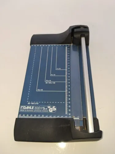 Refiladora de papel