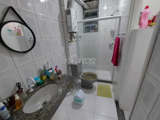 Apartamento - / Residencial / Centro