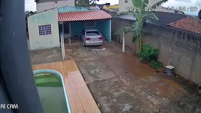 Vendo ou alugo ac carros de menor valor  localizada no jardim Dom bosco ,Ocidental. 