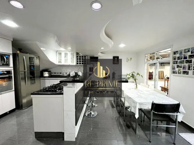 Sobrado com 4 dormitórios à venda, 260 m² por R$ 1.150.000,00 - Jardim Virginia Bianca - S