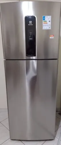 Geladeira Electrolux seminova 480L