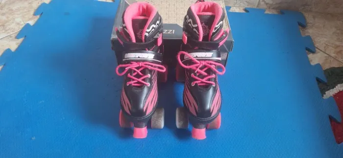 Patins 4 Rodas Infantil Ajustável Tam. 34 ao 37